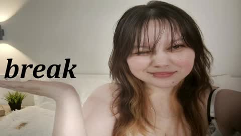 sebrinavisage online show from March 28, 8:36 am