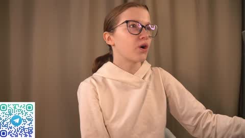 Brenda online show from January 24, 2:18 am