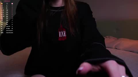 Lily online show from March 6, 2:45 pm