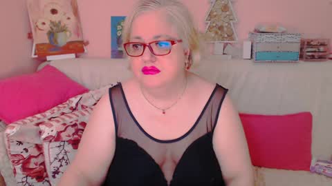 Alice online show from January 10, 7:00 pm