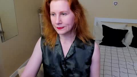 seductive_foxy_ online show from September 21, 4:11 am