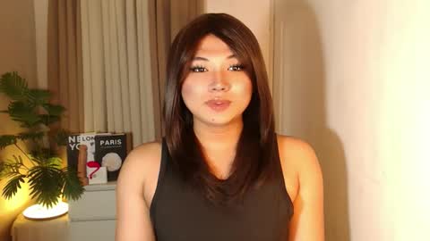 Deluxe online show from December 2, 8:38 am