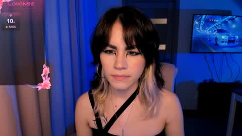 selectrra online show from December 18, 4:39 pm