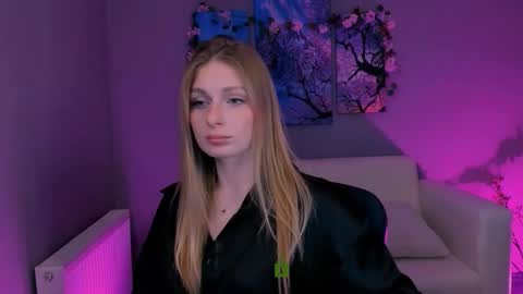 selena addison online show from December 1, 3:48 pm