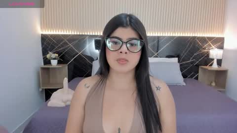 Selena online show from February 11, 2:36 am