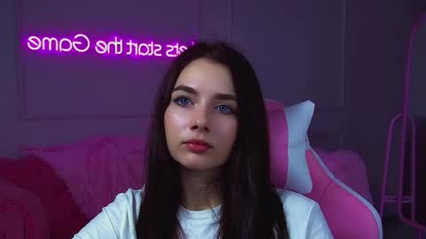 Selena online show from November 12, 2:04 pm