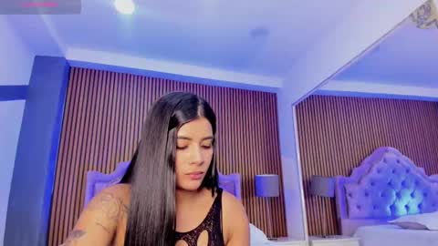 selenastonne online show from September 12, 11:45 pm