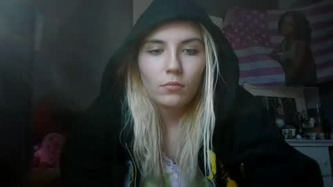 Selene online show from January 2, 4:02 pm