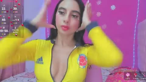 Selenevosse  online show from June 18, 3:30 am