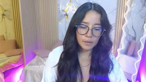 selestte_tay1 online show from February 26, 11:15 pm