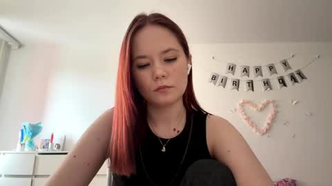 Lily online show from April 24, 12:30 pm
