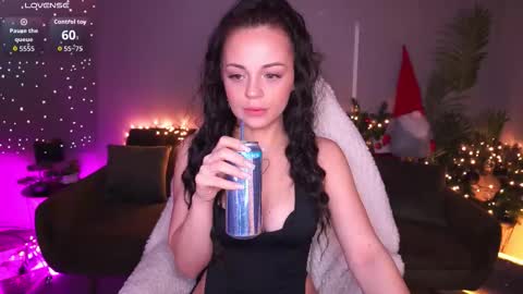 sensualalicee online show from January 8, 7:01 am