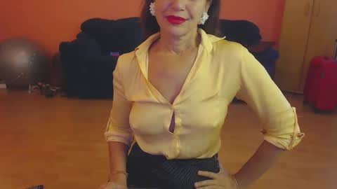 sensualmyra online show from October 19, 12:29 pm