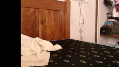 Anne online show from April 6, 8:37 am