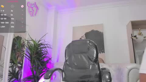 serena___ online show from February 24, 2:59 am