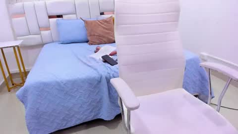 serena_collins online show from September 26, 11:34 pm