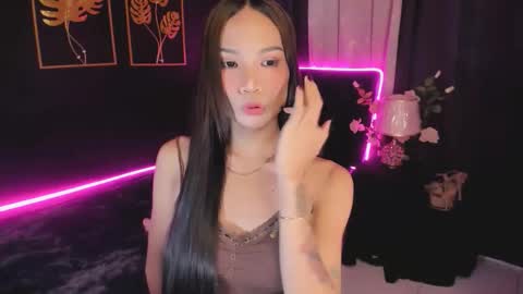 RED HARPER online show from November 17, 6:08 pm