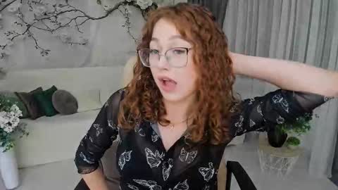 Ophelia online show from September 24, 5:12 pm