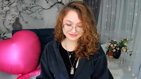 Ophelia online show from February 22, 7:15 pm