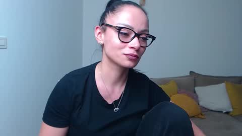 SereneSophi online show from March 10, 7:18 pm