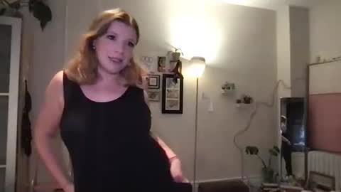 seturselfonfyre online show from October 5, 4:28 am