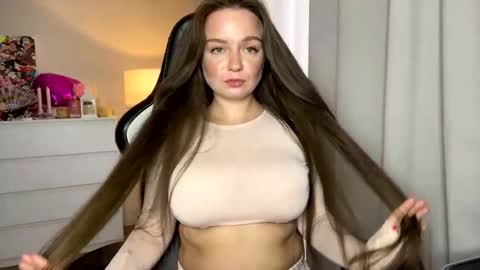 My name is Mia whats yours online show from September 30, 9:15 am