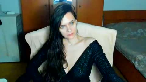 sexqueen1111 online show from November 20, 6:20 pm