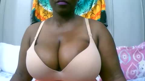 sexxi_ebony online show from November 17, 4:13 am