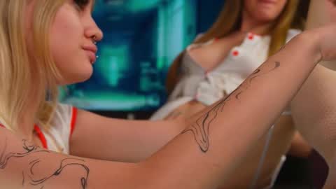 Hannah Monica Annie Andrea Eva Lina Linda online show from October 31, 4:11 pm