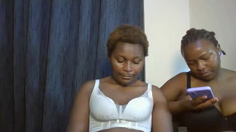 sexxy_amira online show from November 19, 4:18 pm