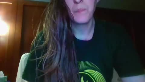 sexy420girl5 online show from March 1, 4:47 am