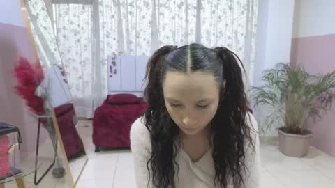 Ailin online show from April 8, 11:34 am