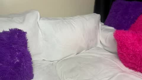 sexy_aluna online show from April 18, 7:58 pm