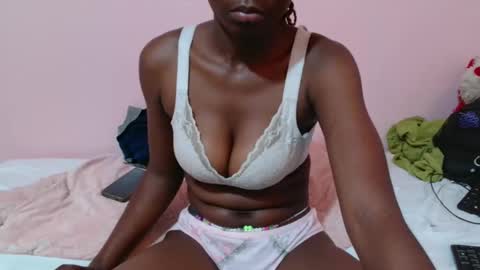 sexy_arian online show from May 5, 1:41 am