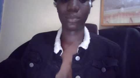 sexy_butty01 online show from October 17, 1:09 am