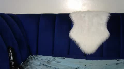 sexy_caramel8 online show from September 20, 9:40 am