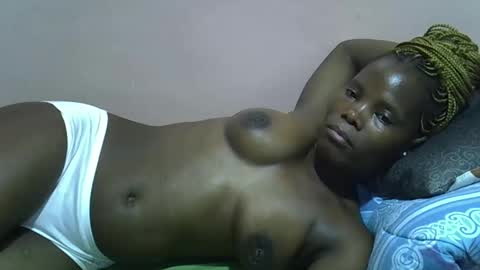 sexy dolly online show from February 7, 11:08 pm