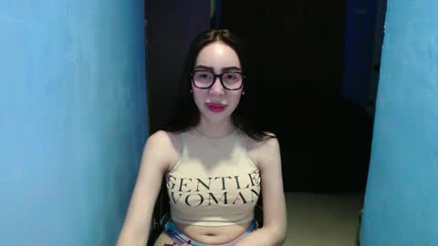 sexy_emily92 online show from December 16, 6:03 pm