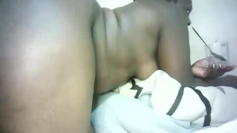 sweetjoy9 online show from March 21, 10:48 pm