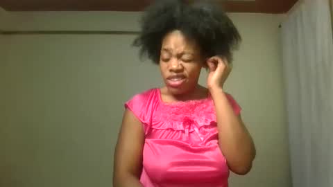 sexy_lyna online show from October 31, 6:45 pm