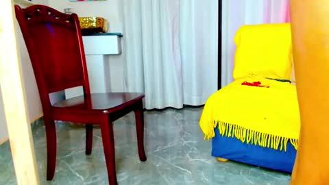 minah online show from November 6, 10:59 pm