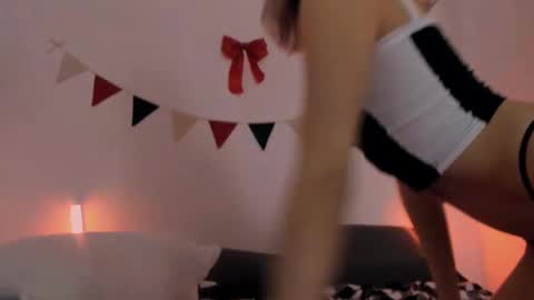 Ellie Mia online show from February 27, 5:47 pm