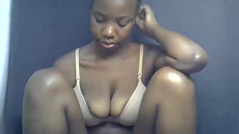 sexy_peach4 online show from July 9, 11:45 am