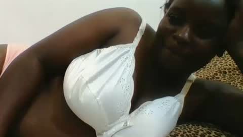 sexyblackgal10 online show from June 2, 11:17 pm