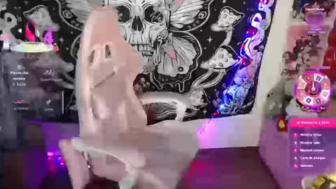 Carrie online show from September 18, 11:14 pm