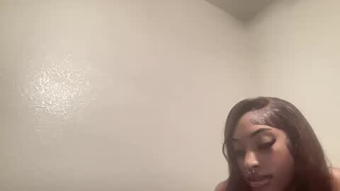 sexyfacefemale online show from February 27, 10:15 am