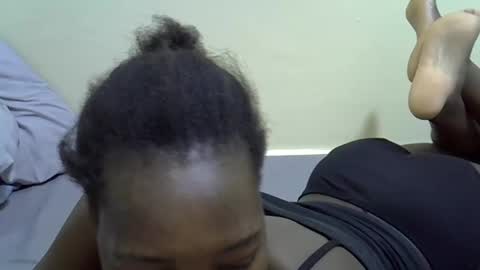 sexyghurl12 online show from October 5, 6:35 pm