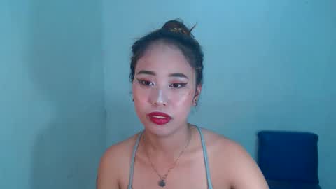 jean online show from February 20, 3:52 pm