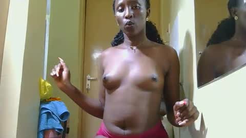 sexyhun084 online show from May 20, 11:46 pm