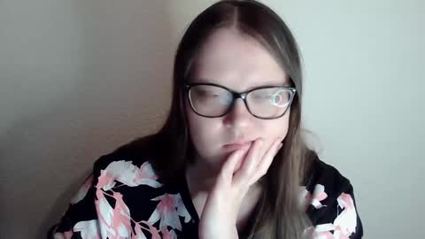 Kate online show from December 14, 4:52 pm